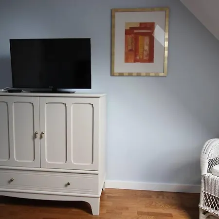 Lejlighed Ferienwohnung Mit Haffblick Gummlin